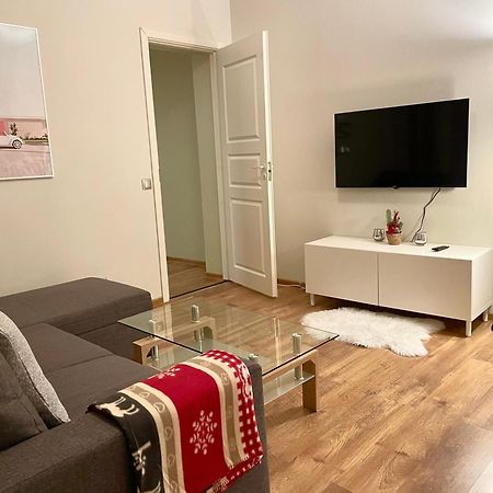 Spacious Holiday Apartment With Wifi And Parking Pärnu Buitenkant foto