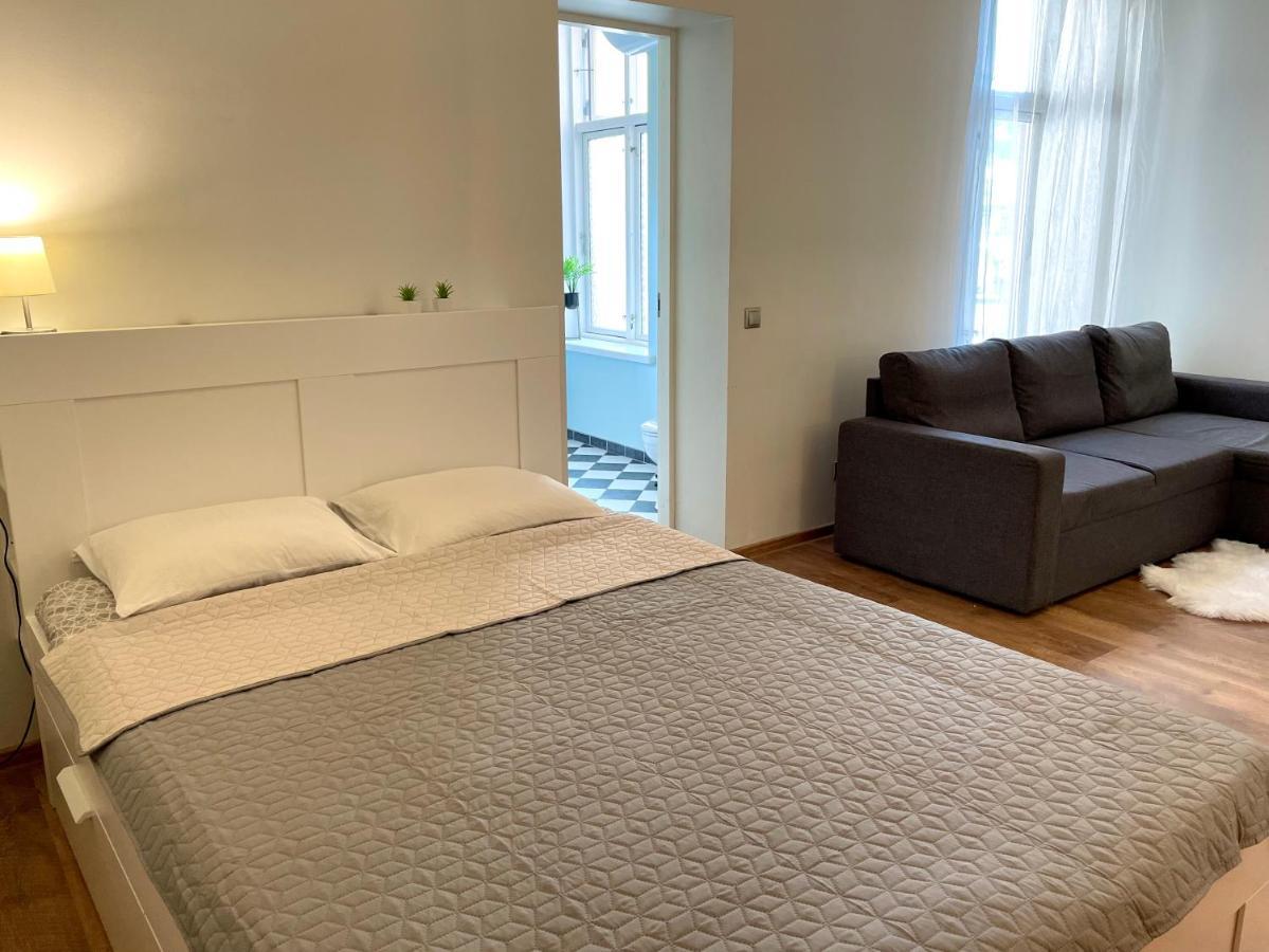 Spacious Holiday Apartment With Wifi And Parking Pärnu Buitenkant foto